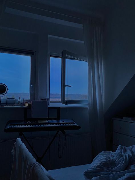 #cosy #bedroom #inspiration #night #aesthetic #decoration #music Blue Cozy Bedroom Aesthetic, Blue Hour Room Aesthetic, Dark Bedroom Aesthetic Night, Gloomy Living Room Aesthetic, Bedroom At Night Dark, Good Night Aesthetic Bedroom, Liminal Bedroom Aesthetic, Gloomy Bedroom Aesthetic, Gloomy Room Aesthetic