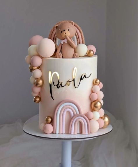 📸 IG: @so_layers Baby 1st Birthday Cake, Bear Baby Shower Cake, Pastel Baby Shower, Baby First Birthday Cake, Idee Babyshower, Baby Shower Deco, 1st Birthday Cakes, Creative Birthday Cakes, Baby Birthday Cakes