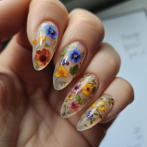 Pressed Flower Nails - Nail Art Pressed Flower Manicure, Nails With Dried Flowers Acrylics, Encased Flower Nails, Floral Jelly Nails, Flower Pressed Nails, Clear Acrylic Nails Flowers, Flower Incased Nails, Real Flower Nails Acrylic, Dried Flowers In Nails