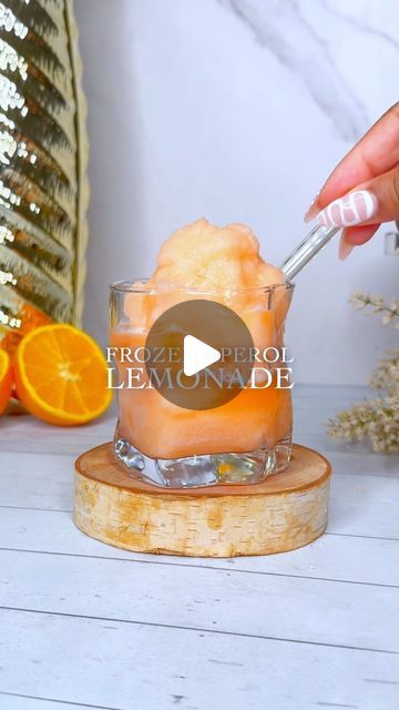 Cocktails with The Whiskey Chick -📍Miami 🌴 on Instagram: "Frozen Aperol Lemonade ✨ recipe⤵️

Such a great and different way to enjoy Aperol! The sweetness and tartness marry each other perfectly!!!! 

1.5 oz Aperol
2-3 ox Prosecco
🧊: Lemonade
Garnish: Orange slice 
———
1- combine your ingredients in a blender and pulse
2- pour in your glass
3- Garnish & serve
#Cheers

#CocktailsWithWhiskey #aperol #aperolspritz #frozendrinks #cocktails #recipe #speingsummer" Apple Aperol Spritz, Frozen Aperol Spritz, Aperol Spritz Mock Tail, Frozen Orange Creamsicle Cocktail, Lemonade Recipes, Orange Slices, Frozen Drinks, Ox, Aperol Spritz