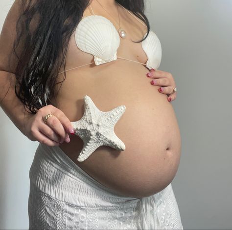 Maternity Pictures Diy, Mermaid Maternity Shoot, At Home Maternity Pictures, Home Maternity Pictures, Diy Maternity Shoot, Coastal Summer Aesthetic, Pregnant Ideas, Bump Pics, Aesthetic Coastal