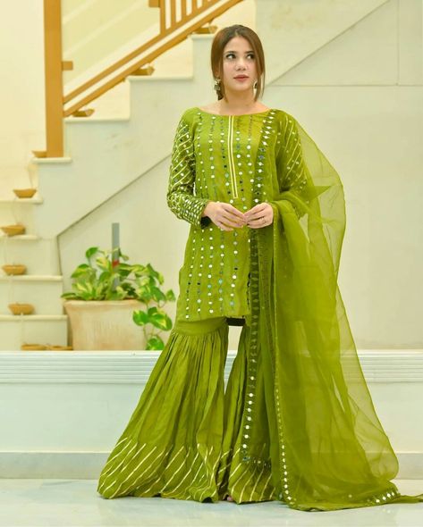 Girlsfashion, formal wearing, girls trendy outfits, girls stylish cloth, girls designer dresses, women's dressing, women's fashion #readytowear #weddingdress #partywear #stylishcloth #stylishdresses #pakistanifashion #pakistaniwedding #indianfashion #indianmirrorwork #formalclothforgirls #readytowear Suit For Mehndi Function, Mehndi Outfit Pakistani Simple, Mehndi Guest Outfit, Simple Mehndi Dresses, Mehndi Inspiration, Mehandi Outfits, Mirror Work Dress, Mehndi Function, Sharara Designs