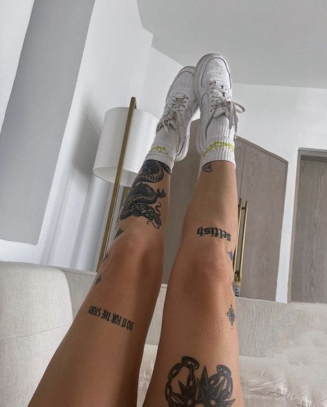 Leg Tattoo Placements, Shin Tattoo, Petite Tattoos, Inspiration Tattoos, Leg Tattoos Women, Thigh Tattoos Women, Cute Tattoos For Women, Classy Tattoos, Discreet Tattoos