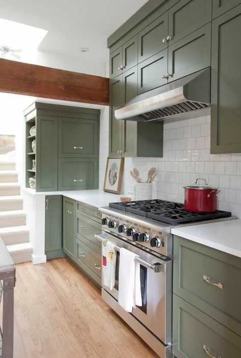 Olive Green Kitchen, Kitchen Cabinet Inspiration, Interior Dapur, Kabinet Dapur, Green Kitchen Cabinets, New Kitchen Cabinets, Green Cabinets, Diy Kitchen Cabinets, Kitchen Cabinet Colors