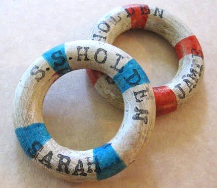 Curtain Rings Crafts, Nautical Napkin Rings, Nautical Diy, Nautical Crafts, Broken China Jewelry, Nautical Party, Vintage Curtains, Creative Lifestyle, Beach Crafts