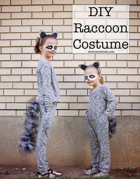 DIY Raccoon Costume #Halloween #Raccoon Woodland Animal Costumes, Animal Costumes Diy, Free Halloween Costumes, Raccoon Costume, Raccoon Halloween, Animal Halloween Costumes, Costume Sewing, Baby Raccoon, Disney Musical