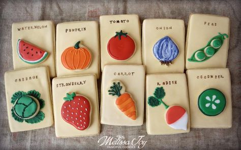 Vegetable Seed Packet Cookies by Melissa Joy | Cookie Connection Vegetable Seeds Packets, Garden Cookies, Cookie Connection, Spring Cookies, Summer Cookies, Sugar Cookie Designs, Pretty Cookies, Fancy Cookies, Creative Cookies