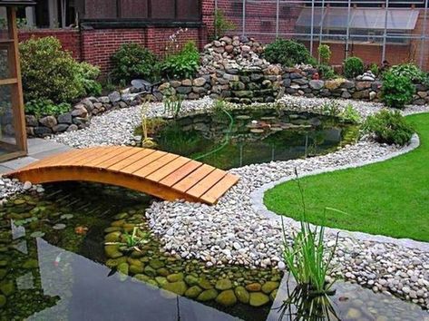 Landscaping ideas for a low maintenance yard. Courtesy of Chris & Peyton Lambton. #landscaping #backyard #frontyard Backyard Ducks, Fish Pond Gardens, Taman Air, Garden Pond Design, Small Pond, Pond Ideas, Pond Landscaping, Backyard Water Feature, Japanese Garden Design