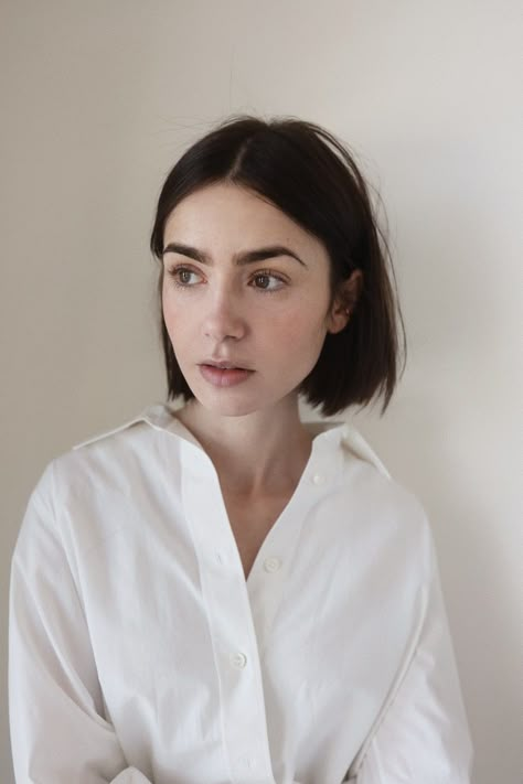 Lily Collins Hair, Hair 2024, Lily Collins, Hair Fragrance, Bob Haircut, Big Hair, Short Bob, Art Teacher, Hair Designs