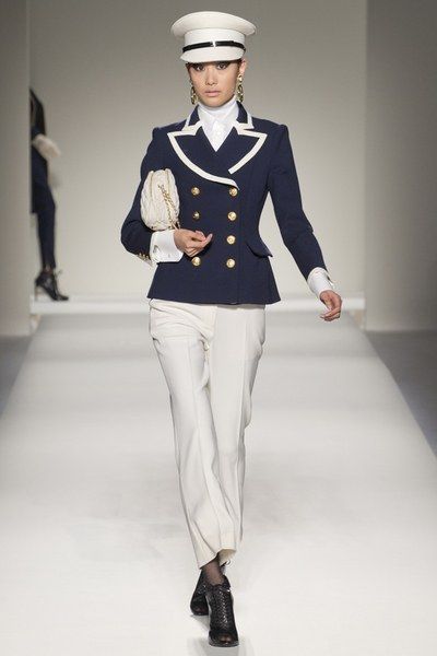 Business Dress Code, Military Inspired Fashion, 2011 Fashion, Sailor Fashion, Milano Fashion Week, Milan Fashion Weeks, Nautical Fashion, Navy Fashion, Mode Vintage