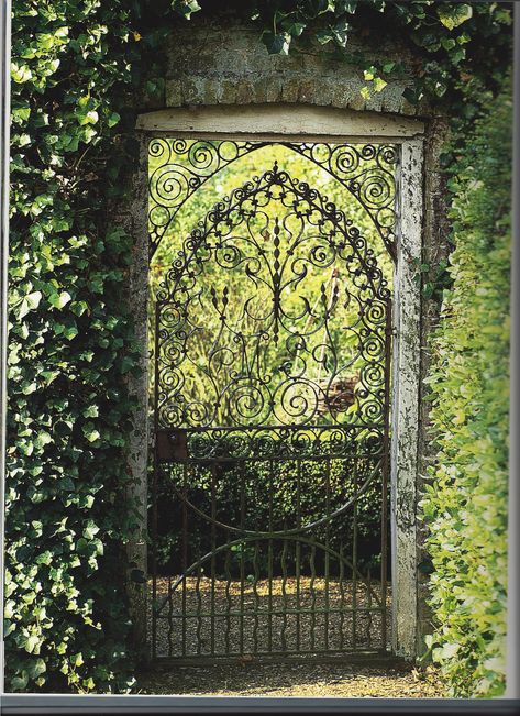 Is there a thing as being too ornate?   No really, is there? Antique Garden Gate, Ornate Gate, Architecture Staircase, Tor Design, Garden Gates And Fencing, Ornate Garden, Metal Garden Gates, Wrought Iron Fence, Iron Garden Gates