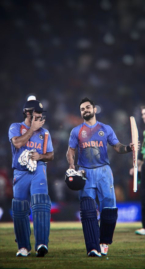 Virat And Dhoni, Mahi Virat, Dhoni Back Pose, Dhoni Virat, Dhoni Kohli, Cricket Aesthetic, Dhoni Csk, Ipl Videos, Cute Paragraphs For Him