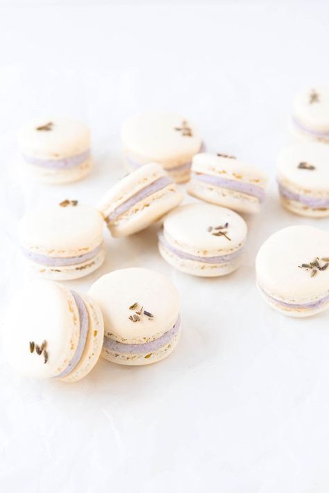 Lavender Coconut Macarons: summery coconut macarons filled with a fragrant lavender buttercream French Macarons Flavors, Coconut Macarons, Macaroons Flavors, Broma Bakery, Macaron Flavors, French Macaroons, Dried Lavender Flowers, Macaron Recipe, French Macarons