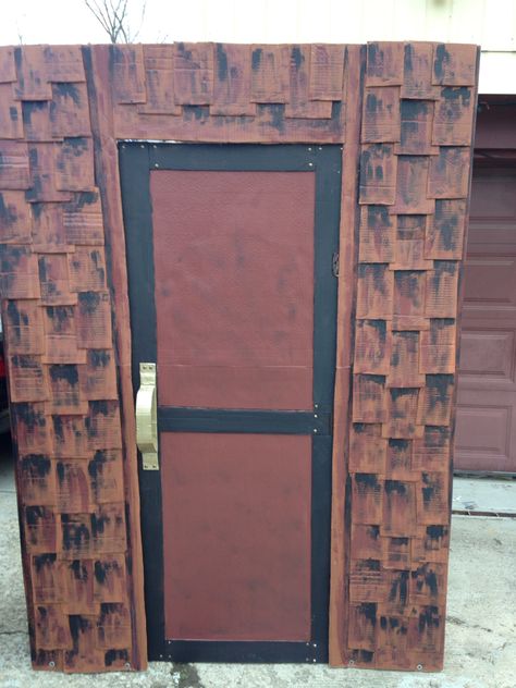 Inn doors for christmas play Cardboard Door Diy, Cardboard Door, Stage Door, Diy Christmas Props, Restaurant Door, Door Backdrops, Play Props, Christmas Stage, Stage Props