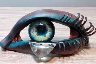 How to Make Eye Sculpture With Tear in Metallic Look | Resin Art | Plaster of Paris Art. : 4 Steps - Instructables Plaster Of Paris Art, Diorama Nature, Eye Sculpture, Art Plaster, Ceramic Eye, Crying Eyes, Color Epoxy, Diy Terrarium, Moss Plant