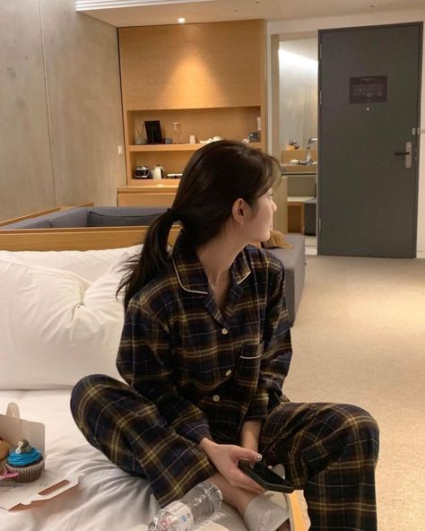 Korean Pajamas Aesthetic, Korean Pijama, Pajamas Korean, Korean Girl Style, Moda Ulzzang, Korean Pajamas, Pajamas Aesthetic, Pajama Outfit, Night Pajama