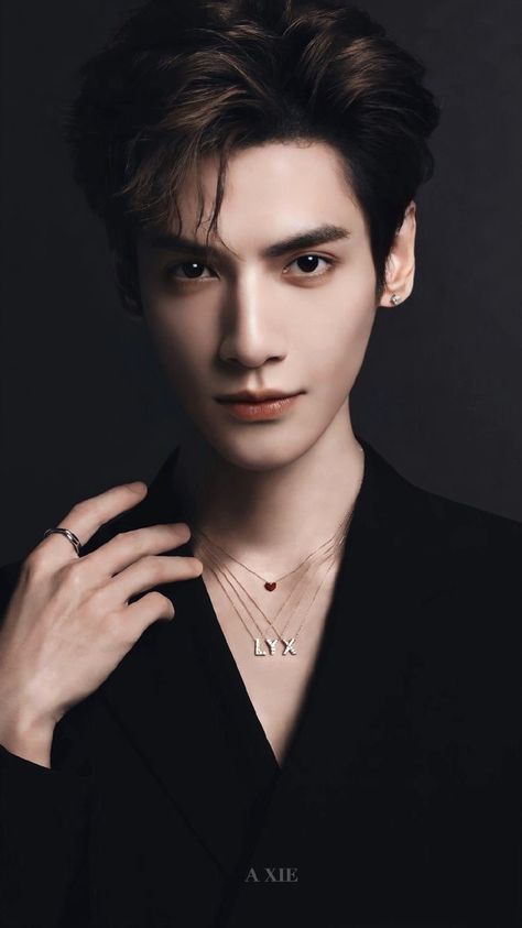 “Till the End of the Moon” (2023) Luo Yunxi 🌙 Moon 2023, Leo Luo, Most Handsome Actors, Hot Asian Men, Charming Man, Actor Picture, Chengdu, Till The End, Hot Actors