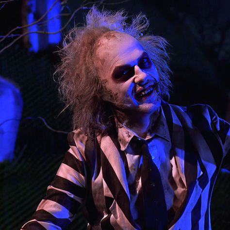 Beetlejuice Beetlejuice (2024) Beetlejuice Profile Pictures, Beetlejuice Beetlejuice 2024, Beetlejuice Icon, Beetlejuice Pfp, Beetlejuice Actor, Beetlejuice Winona, Beetlejuice 2024, Beetlejuice Aesthetic, Beetlejuice Tim Burton