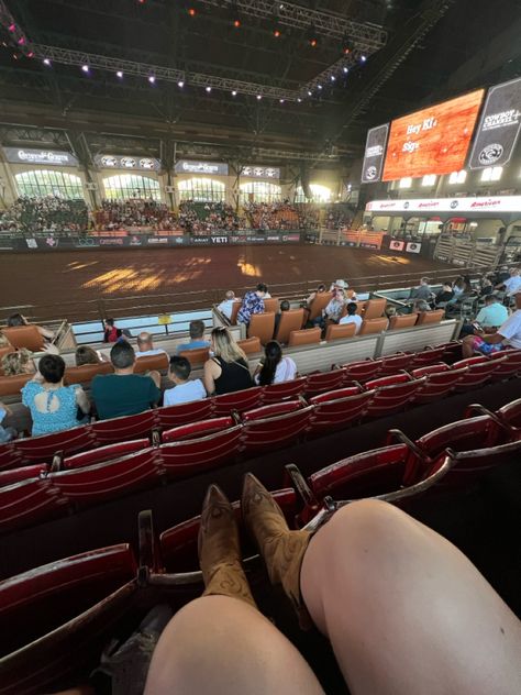 Rodeo in #FortWorth #Texas Dr Post, Fortworth Texas, Texas Rodeo, Texas Adventure, American Culture, University Of Texas, Senior Year, Rodeo, Road Trip