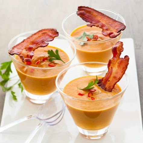 Velouté de potiron au lard Stuffed Jalapenos With Bacon, Healthy Paleo Recipes, Snacks Für Party, Butternut Squash Soup, Squash Soup, Gazpacho, Homemade Soup, Soup And Salad, Butternut Squash