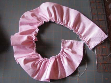 How to Make a Ruffle - Wee Folk Art How To Make Ruffles With Fabric, How To Make Ruffles, How To Make A Ruffle, Baby Bib Tutorial, Sewing Ruffles, Wee Folk Art, Ruffle Blanket, Diy Ruffle, Apron Tutorial