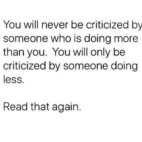 “Insecure and jealous people criticize while confident and powerful people celebrate and cheer for others. Don’t be the person who was… Humour, Insecure People Quotes, Quotes Confidence, Insecure People, Noise Filter, Citation Entrepreneur, Love Truths, Life Quotes Love, Super Quotes