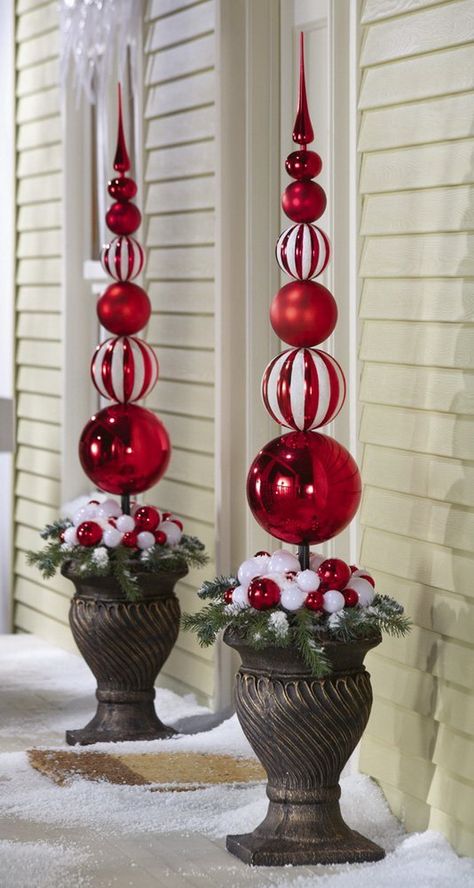 elegant christmas decorating ideas | Outdoor Christmas Decorations For A Holiday Spirit | Family Holiday Topiary Forms, Jul Diy, White Christmas Ornaments, Elegant Christmas Decor, Red And White Christmas, Red White Christmas, White Christmas Decor, Christmas Porch, Noel Christmas