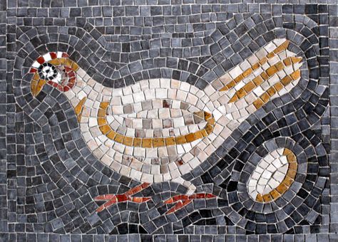 Hen and egg. Based on detail from Synagogue mosaic of Maon, Israel. Helen Miles Mosaics Mozaik Art Design, Roman Mosaic Art, Mozaik Art, Easy Mosaic, Art Design Inspiration, Roman Mosaic, Modern Mosaics, Mosaic Murals, Ancient Designs