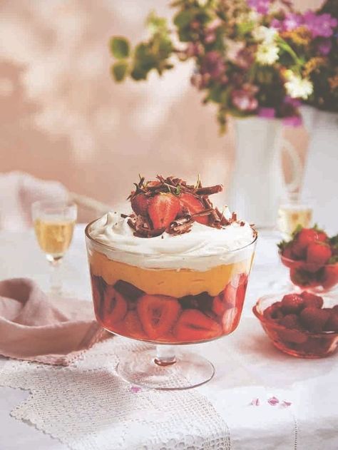 Mum's sherry trifle | Jamie Oliver Cookbook Club recipes Strawberry Trifle Recipes, Jamie Oliver Christmas Recipes, Jamie Oliver Christmas, Sherry Trifle, New Desserts, Cookbook Club, Christmas Dessert Recipes, Strawberry Trifle, Trifle Pudding