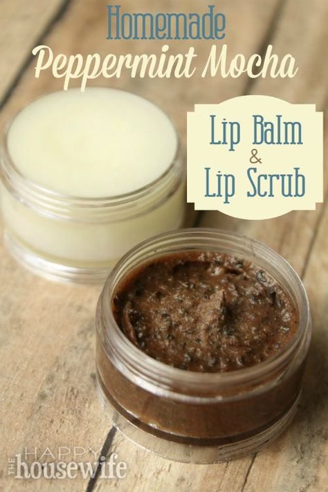 This Peppermint Mocha Lip Scrub uses the mild exfoliating power of coffee grounds along with other ingredients to nourish and moisturize your lips. Homemade Peppermint Mocha, Diy Beauty Products, Lip Scrub Diy, Lip Balm Recipes, Happy Housewife, Homemade Lip Balm, Skincare Natural, Artist Makeup, Lip Scrubs