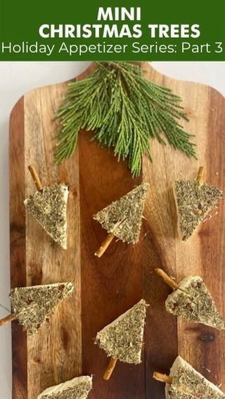 Laughing Cow Cheese Appetizers, Christmas Wine And Cheese Party, Laughing Cow Trees, Laughing Cow Christmas Tree, Laughing Cow Cheese Snacks, Easy Holiday Appetizers, Cheese Tree, Farmer Recipes, Cheese Christmas