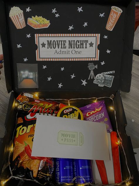 Movie Night Box, Kino Box, Gift Inspiration, Snack Box, Admit One, Box Gift, Movie Night, Red Bull, Inspirational Gifts