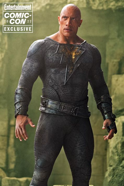 In honor of Comic-Con, a new Black Adam image offers the most detailed look yet at star Dwayne Johnson in the character's iconic costume. Black Adam Shazam, Adams Movie, Justice Society Of America, Black Adam, Movie Black, Dc Villains, Rock Johnson, The Rock Dwayne Johnson, Pierce Brosnan