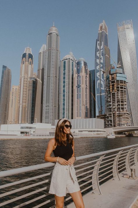 #Dubai#DubaiMarina#photoideas#travelphotography#Dubaiphotography Dubai Travel Outfit, Dubai Photography Ideas, Dubai Picture Ideas, Dubai Instagram Pictures, Dubai Outfits Ideas, Dubai Photoshoot, Abu Dhabi Travel, Dubai Photography, Dubai Outfits