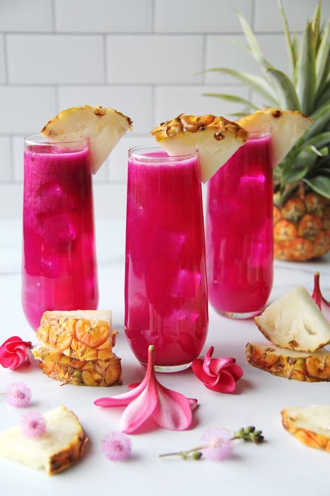 Best Fruity Cocktail Recipes, Pink And Orange Cocktail, Fun Pink Cocktails, Pink Rum Drinks, Tropical Drinks Aesthetic, Pink Rum Cocktails, Pink Summer Cocktails, Not Too Sweet Cocktails, Pink Birthday Cocktails