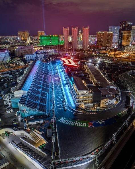 An Honest Review Of F1's Las Vegas Grand Prix Street Work, Sporting Legends, Caesars Palace, Palace Hotel, Las Vegas Strip, Race Track, Formula One, Aston Martin, First World