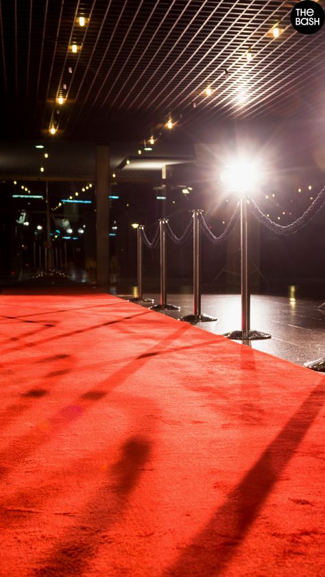 Roll out the red carpet and start planning your Oscars theme party! Incorporate star-studded ideas like an actual red carpet entrance✨ Click here for more Oscars theme party ideas🎉 #thebash #theoscars #oscarsparty  #awardshow #awardshowparty #theoscarsparty #oscarspartyideas #partyideas #theoscarspartyideas #watchparty #theoscarswatchparty #theoscarsviewingparty #awardsshowseason#oscarnightparty #oscarparty Red Carpet Aethstetic, Oscar Red Carpet 2024, Red Carpet Old Hollywood, The Oscar’s Aesthetic, Red Carpet Pictures, Red Carpet Entrance Events, The Oscars Aesthetic, Award Party Ideas, Oscar Photoshoot