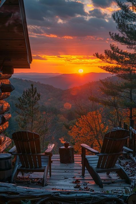 Cabin With Mountain View, Mountains In Autumn, Smoky Mountains Aesthetic, House In The Mountains Aesthetic, Peaceful Nature Photos, Cabin Weekend Ideas, Mountain Cabin Aesthetic, Cabin In Mountains, Cozy Landscape