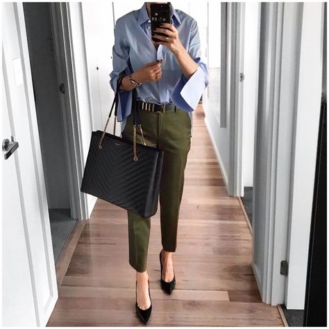 Olive Green Pants Outfit Work, Green Pants Outfit Work, Olive Pants Outfit, Olive Green Pants Outfit, Lisa Aiken, Classy Work Attire, Pant Outfits For Women, Pants Outfit Work, Green Pants Outfit