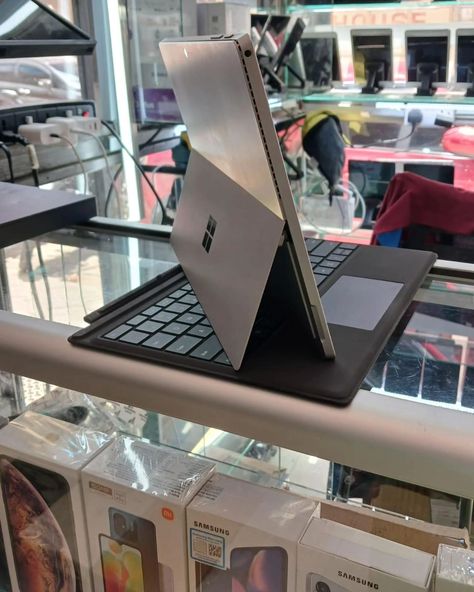 Microsoft Surface Pro 4 Intel Core i5 6th Gen 4GB RAM 128GB solid-state SSD 12.3 Inch PixelSense Touchscreen Display #Processor: Intel® Core i5 6300U (2.4GHz Base frequency 2 Core, 4 Logical Processors) Processor speed: 2.4 GHz Processor family: Intel® Core i5, 6th Generation Operating system: Windows 10 Pro 64 Bit upgradable to Windows 11 Pro Memory: 4GB DDR4 RAM Storage: 128GB solid-state SSD Graphics: Intel® HD graphics 520 Display: 12.3” PixelSense™ Display 2736 x 1824 (267 PPI), Aspect R... Microsoft Surface Pro 4, Hd Graphics, Microsoft Surface Pro, Surface Pro, Touch Screen Display, Microsoft Surface, Windows 11, Operating System, Intel Core