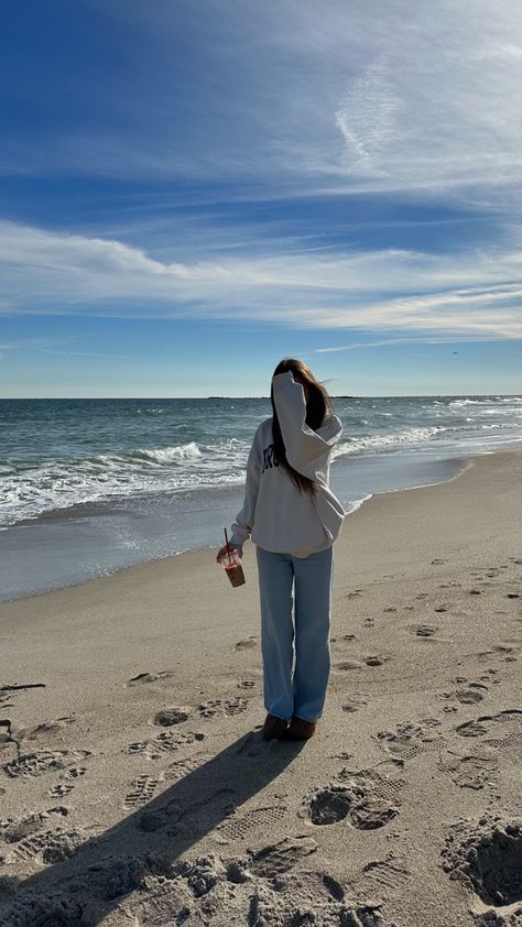 wrightsville beach nc winter style 2024 brandy melville hoodie uggs Winter Beach Pics, Brandy Hoodie, Brandy Melville Aesthetic, Brandy Melville Hoodie, Wrightsville Beach Nc, Beach Girl Aesthetic, Winter Beach, Wrightsville Beach, Sophomore Year