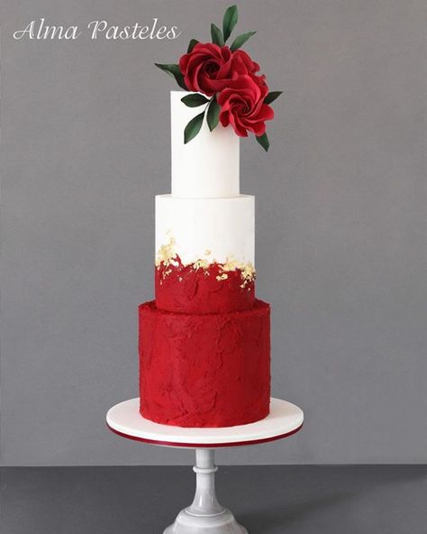 Extravagant Wedding Cakes, Big Wedding Cakes, Red Cake, Fall Wedding Cakes, White Wedding Cake, Wedding Cake Inspiration, Cake Designs Birthday, Gorgeous Cakes, Pink Cake