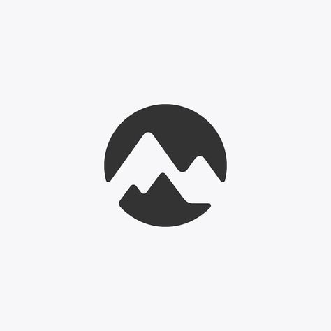 Mountain Range by Dalius Stuoka @stuoka CLICK THE LINK IN OUR BIO FOR MORE COOL 'MOUNTAIN' LOGOS  by logoinspirations Logo Montagne, Wm Logo, Hotel Logo Design, St Logo, Tenda Camping, Outdoor Logos, Mountain Logo, Inspiration Logo Design, Startup Logo