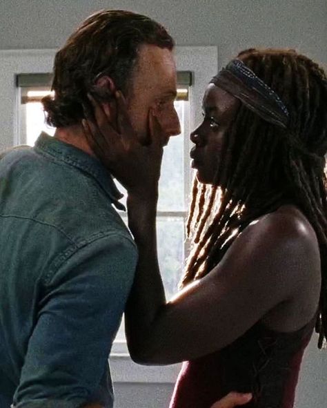 Rick And Michonne Matching Pfp, Luckiest Woman In The World, Michonne Hawthorne, Andy Lincoln, Rick And Michonne, Andrew Lincoln, Rick Grimes, Tv Characters, Love Mom