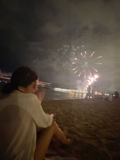 July Girl Aesthetic, Night Pics At The Beach, Ocean Pics At Night, Firework Photoshoot, Aesthetic Beach Pics At Night, Downtown Beach Aesthetic, Warm Summer Aesthetic, Night Beach Aesthetic, Night Beach Pics