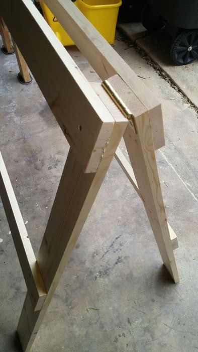 Saw Horse Diy, Folding Sawhorse, Workbench Plans Diy, Diy Wooden Projects, Wood Shop Projects, Free Woodworking Plans, Woodworking Projects That Sell, Popular Woodworking, Wooden Projects