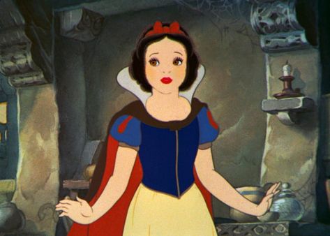 Libra (Sept. 23-Oct. 22), Snow White Brothers Grimm Snow White, Snow White Aesthetic, Original Disney Princesses, Pets Wallpaper, Official Disney Princesses, Snow White Disney, Sette Nani, Disney Snow White, Downtown Disney