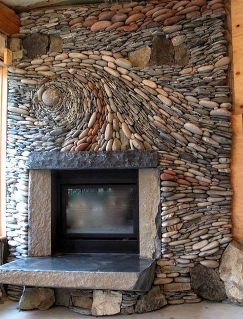 34 Beautiful Stone Fireplaces That Rock River Rock Fireplaces, Art Pierre, Architectural Engineering, Rock Fireplaces, Interior Accents, Deco Originale, Rustic Living, Hot Tubs, Fireplace Design