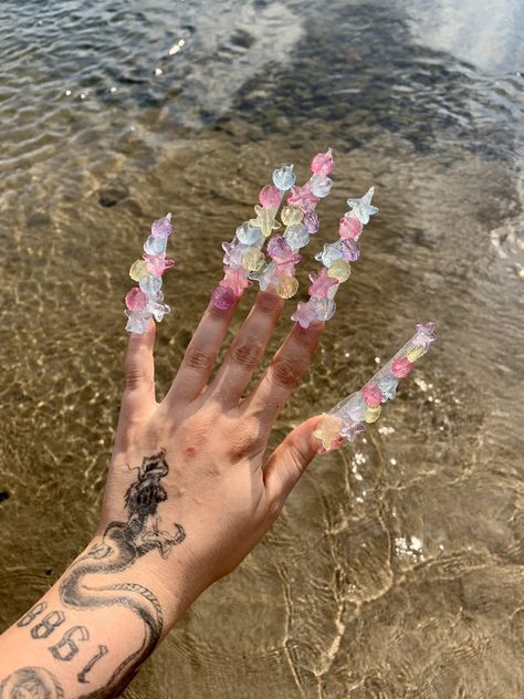 Acrylic Nails Ideas, Quartz Nails, Junk Nails, Hippie Nails, Fantasy Nails, Quartz Nail, Mermaid Nails, Exotic Nails, Really Cute Nails