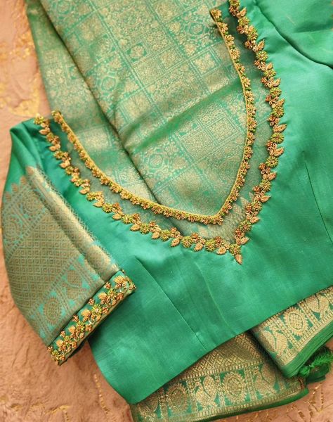 Dohale Jevan Blouse Design, Banarsi Saree Blouse Designs Latest, 3/4th Sleeve Blouse Designs, Saree Hand Embroidery, Dohale Jevan, Silk Saree Blouse Designs Patterns, Lace Blouse Design, Blouse Works, New Saree Blouse Designs